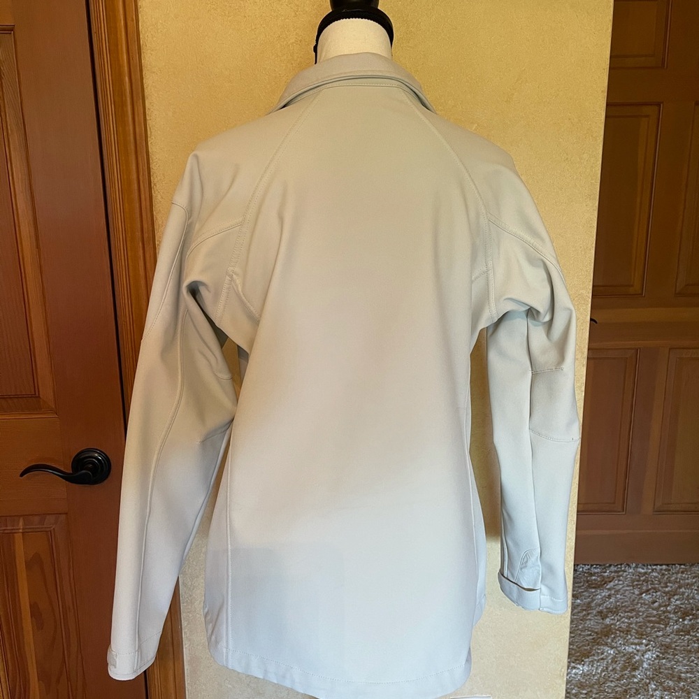 Marmot women’s jacket - Picture 5 of 9